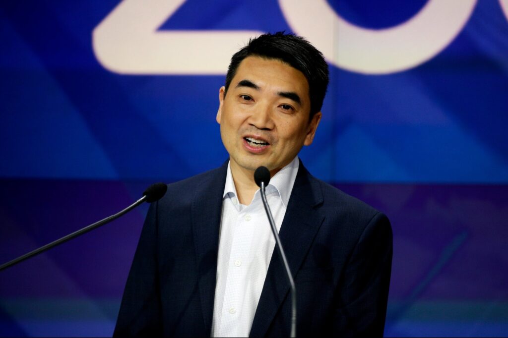 zoom-ceo-eric-yuan-cuts-his-own-pay-by-98%-amid-layoffs