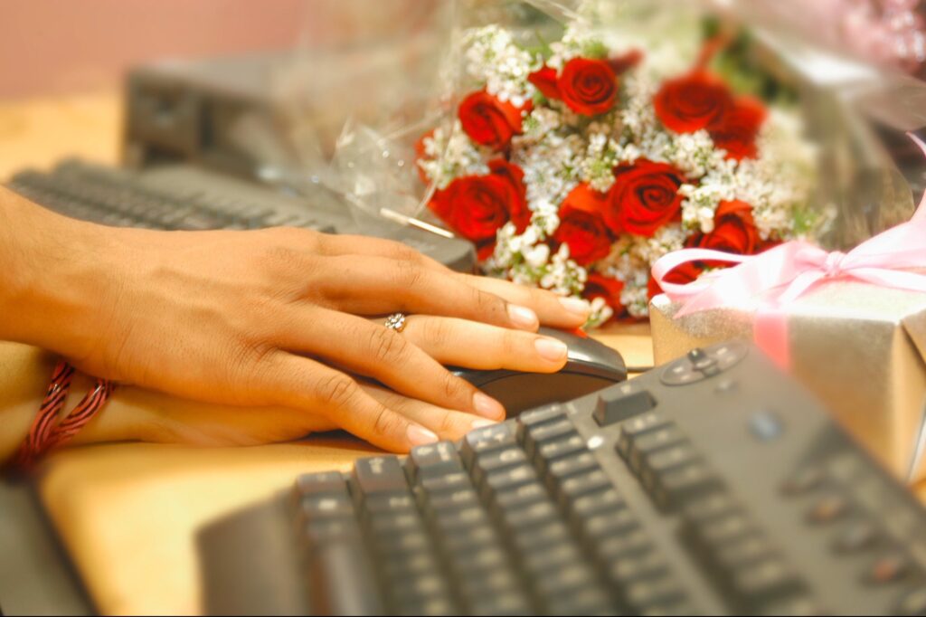 1-in-3-surveyed-remote-workers-said-they-have-started-a-work-romance