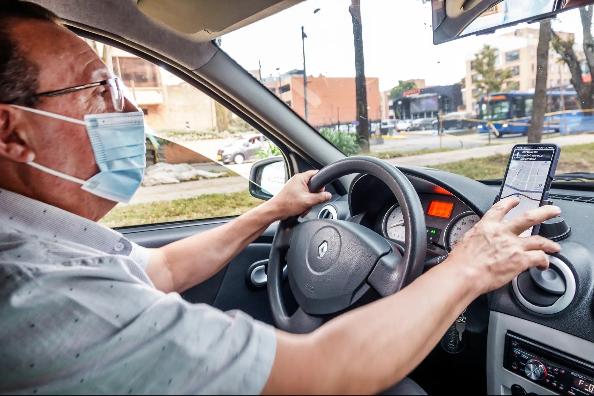 Uber Drivers Reveal the 5 Worst Things Passengers Can Do During a Ride. You Could Be Guilty of Doing Them Without Even Realizing.