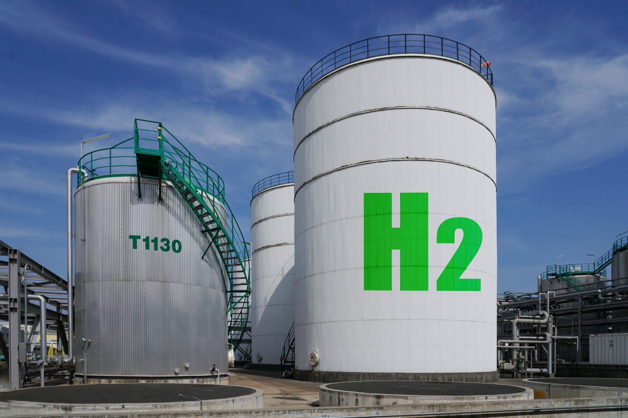 Environmentalists Warn ‘Green Hydrogen’ Coud Leave a Giant Carbon Footprint, But Big Companies Disagree