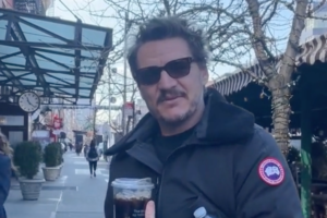 ‘this-is-chaotic’:-the-internet-is-losing-it-over-pedro-pascal’s-‘violent’-starbucks-order