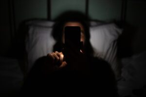 is-social-media-making-you-less-social?