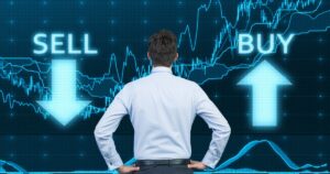 1-internet-stock-to-buy-this-week-and-1-to-sell