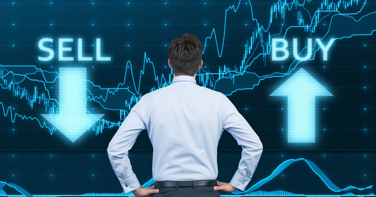 1 Internet Stock to Buy This Week and 1 to Sell