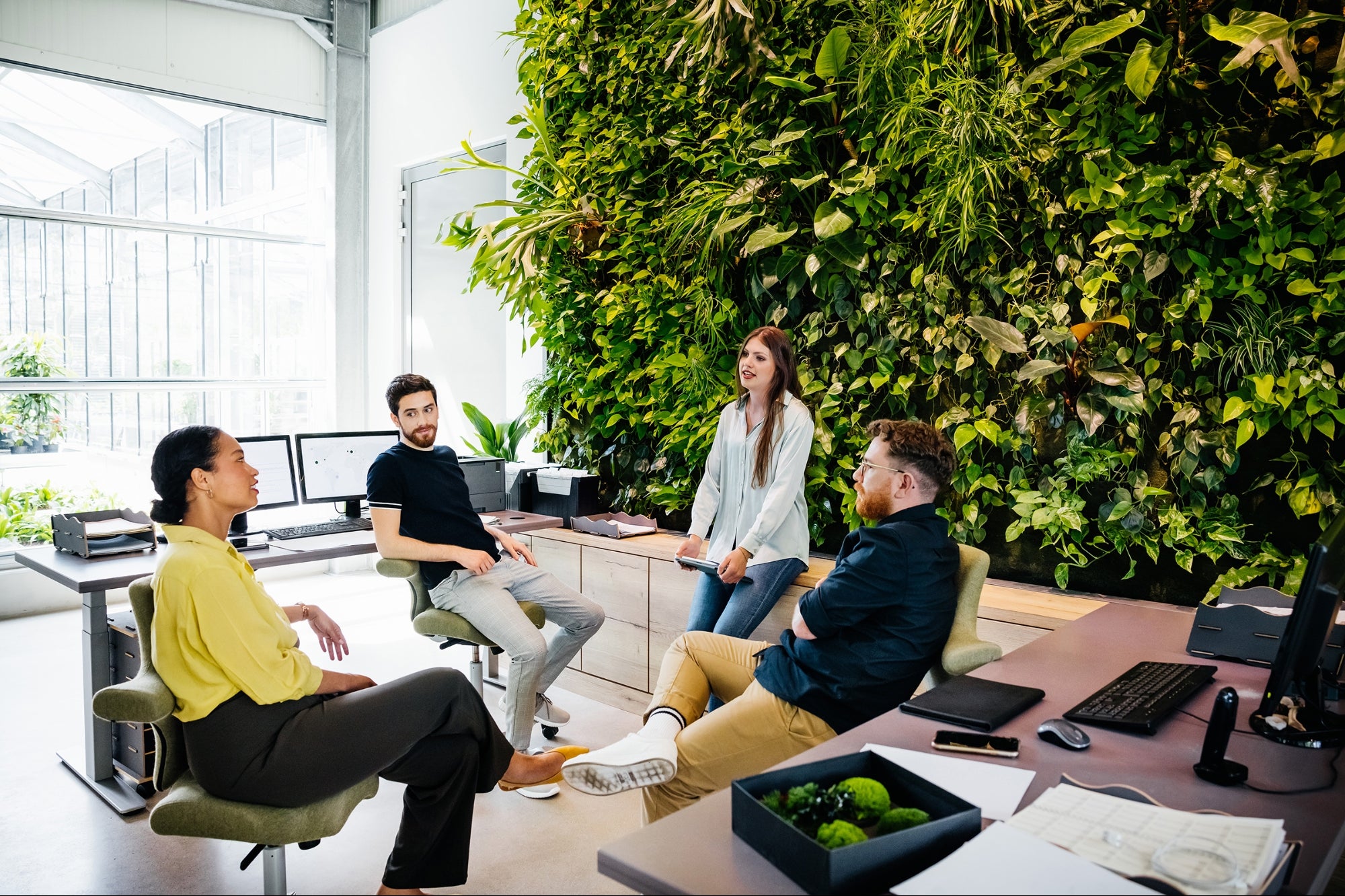 Surviving the Storm: 10 Effective Communication Strategies for Startups to Survive the Economic Downturn