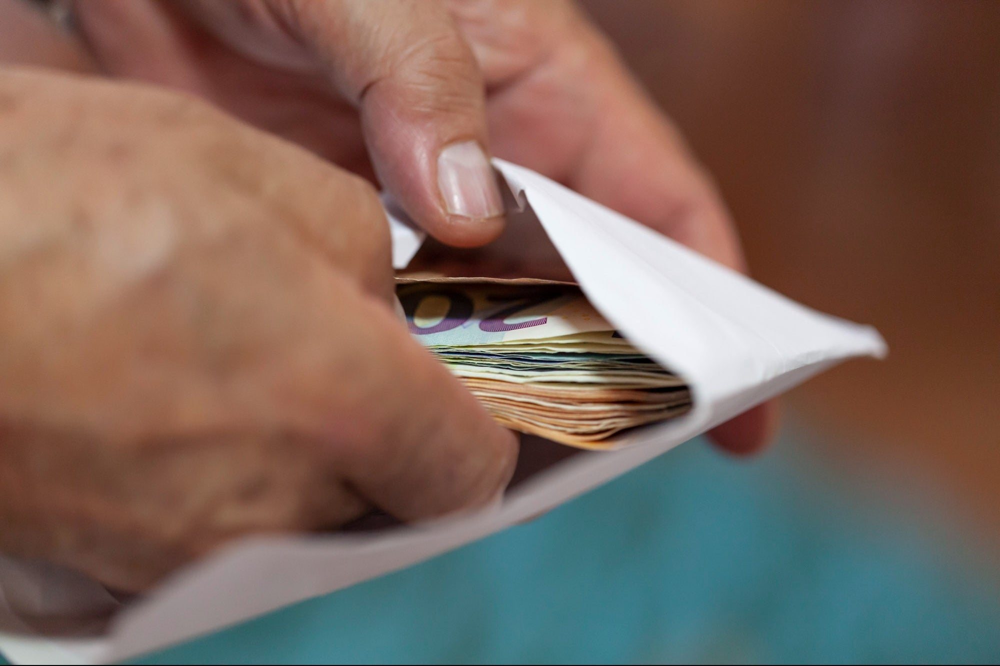 This Woman Was Drowning in Debt Before She Tried ‘Cash Stuffing.’ Now She’s Made The Highly Effective Practice a Full-Time Business.