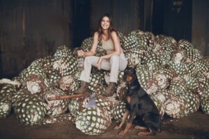 kendall-jenner-talks-tequila,-sustainability,-and-entrepreneurship-‘have-confidence-in-your-judgment.’