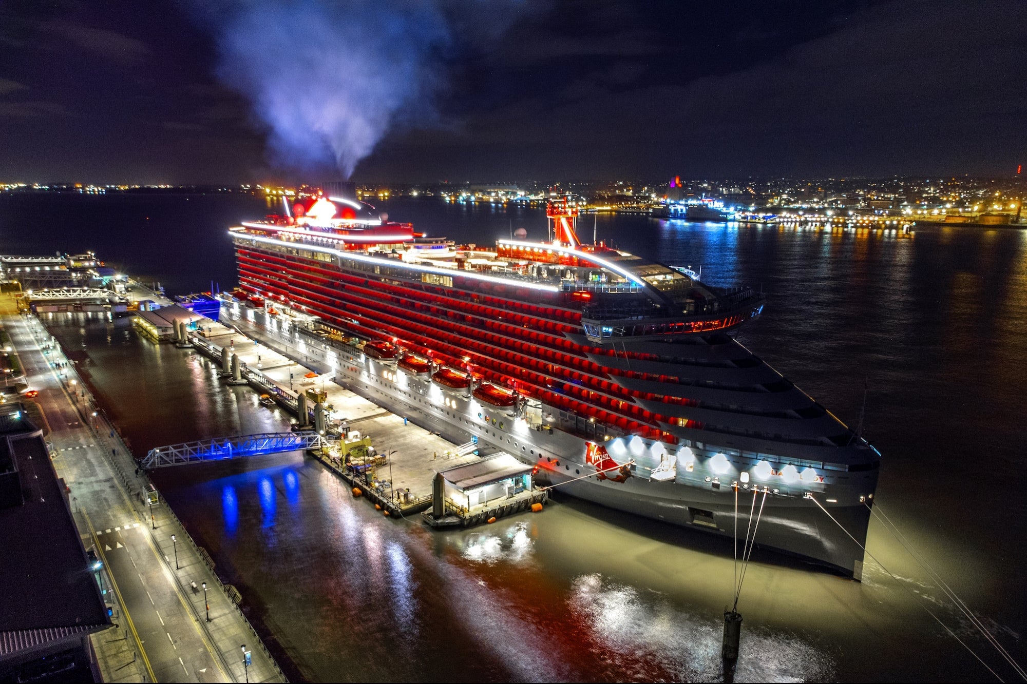 A Cruise Passenger Plummeted to Their Death From a Room Balcony While Guests’ Stunned Reactions Were Captured by Vlogger