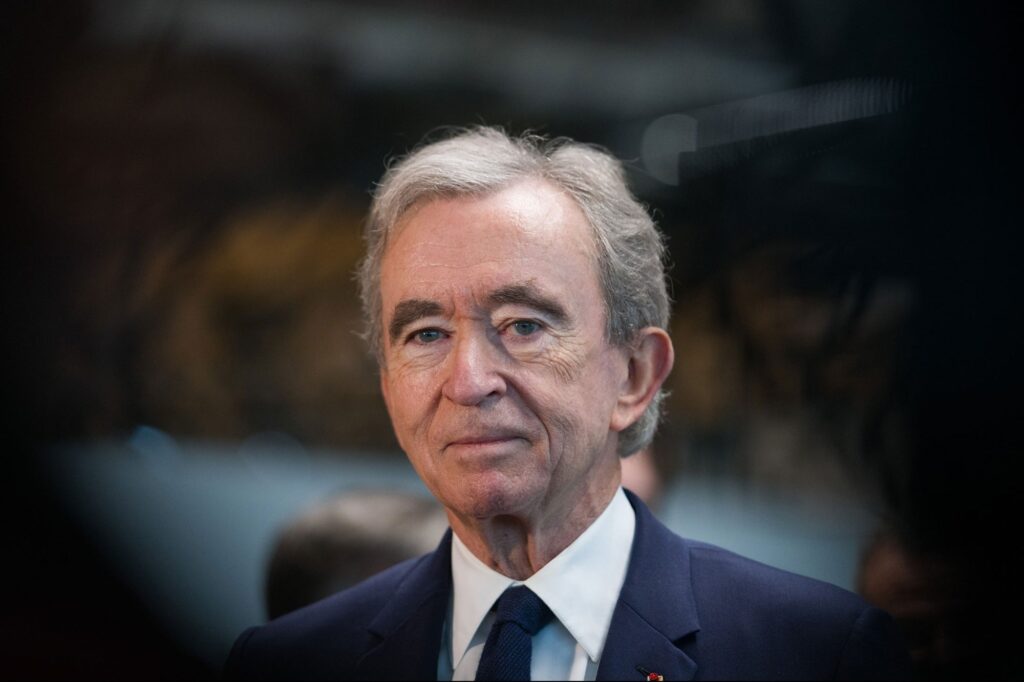 bernard-arnault-acumula-fortuna-de-mas-de-$200,000-millones-de-dolares-y-se-convierte-en-la-persona-mas-rica-del-mundo