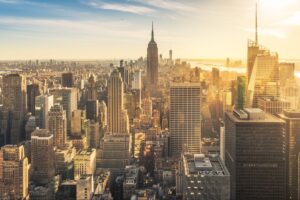 while-rent-prices-dropped-around-the-country-in-march,-manhattan-hit-a-new-record-high