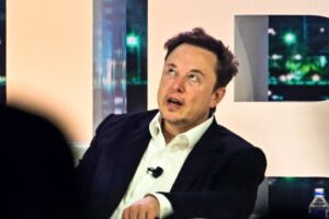 perdon-elon-musk:-afirmar-que-el-trabajo-remoto-no-es-“moralmente-correcto”-es-un-intento-fallido-por-promover-tu-agenda-de-trabajo-presencial-aqui-esta-el-porque.