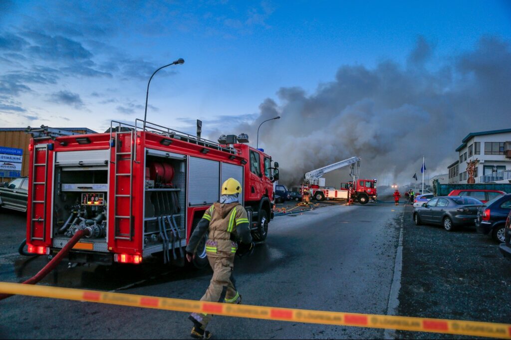 volunteer-firefighters-are-getting-older-and-enrollment-is-shrinking,-posing-a-risk-to-americans