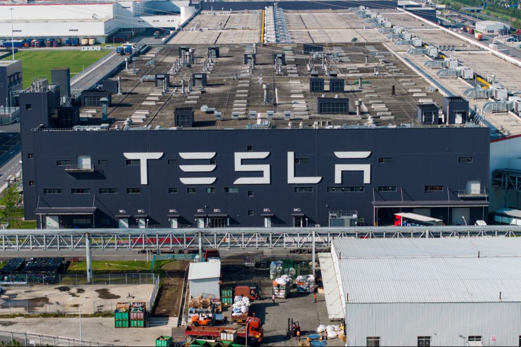 here’s-how-much-new-hires-at-tesla-are-making-per-year