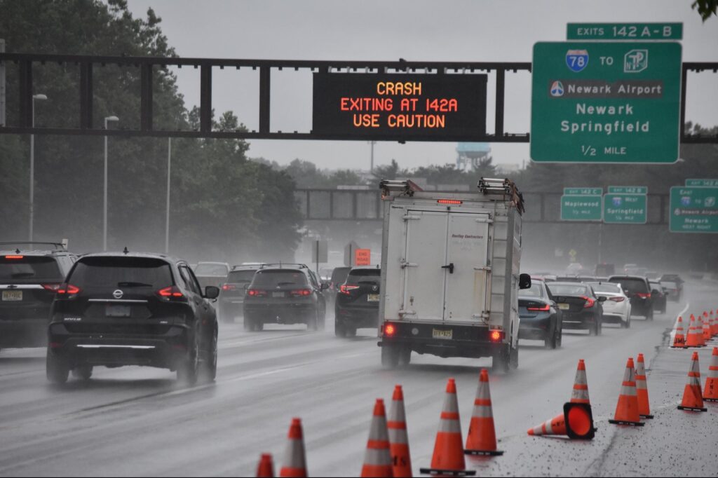 ‘mass-chaos’:-thousands-stranded-as-storms-cause-thousands-of-flight-cancelations-in-nyc-area