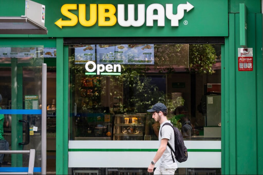 nearly-10,000-people-agree-to-make-a-legally-binding,-lifetime-commitment-for-free-subway-sandwiches
