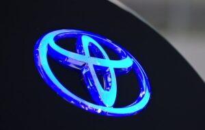toyota-vs-tesla:-the-tortoise-and-the-hare-race-has-a-new-meaning