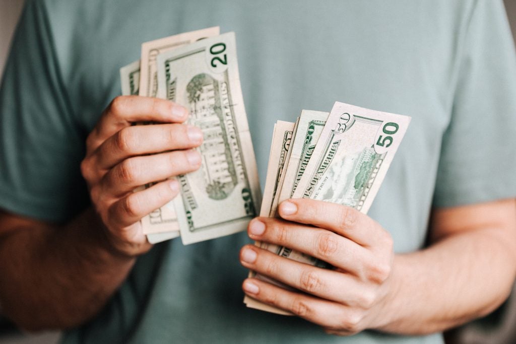 Mastering Money: How the 80/20 Rule Can Help You Save and Simplify Your Finances