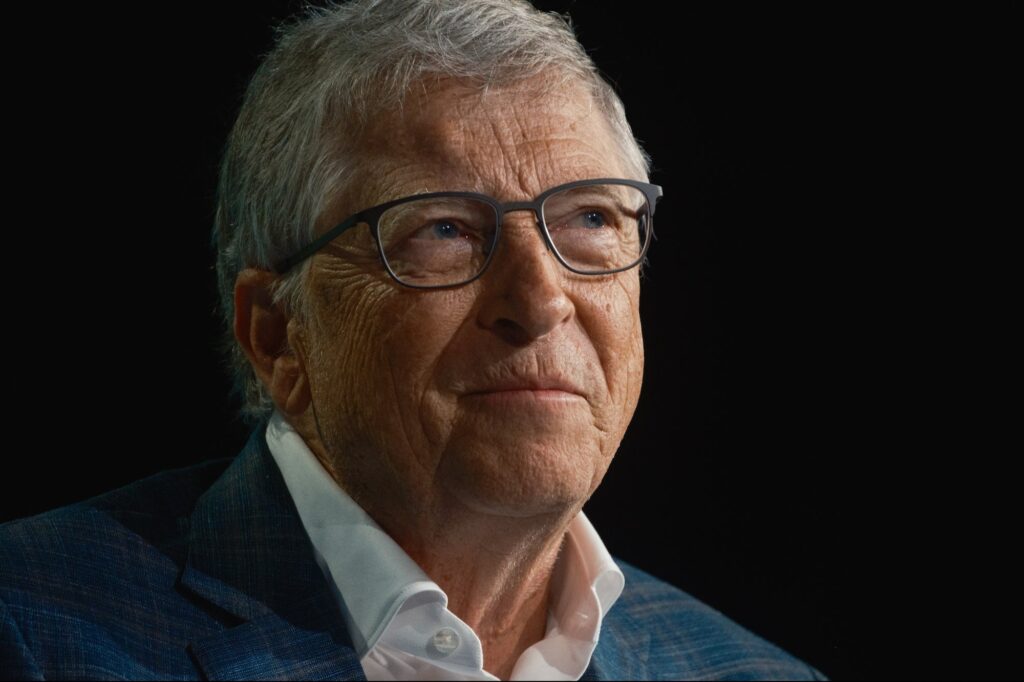 bill-gates-just-made-a-big-bet-on-anheuser-busch-and-bud-light,-despite-declining-sales