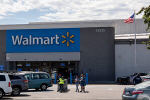 walmart-takes-bold-step-to-combat-rising-crime-in-retail-with-in-house-police-station