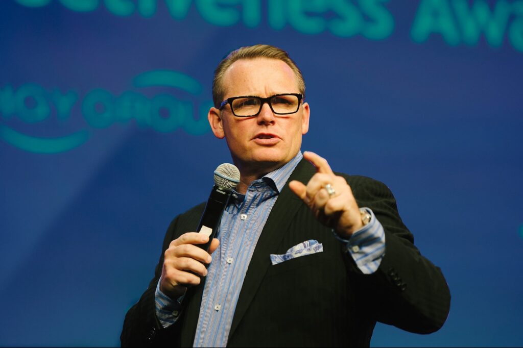 he-went-from-zero-to-over-$100-million-in-net-worth-—-and-adopting-this-‘9-figure’-mindset-made-it-possible