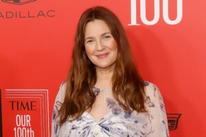 two-audience-members-claim-they-were-‘kicked-out’-and-‘verbally-assaulted’-at-taping-of-‘the-drew-barrymore-show’-amid-wga-strike