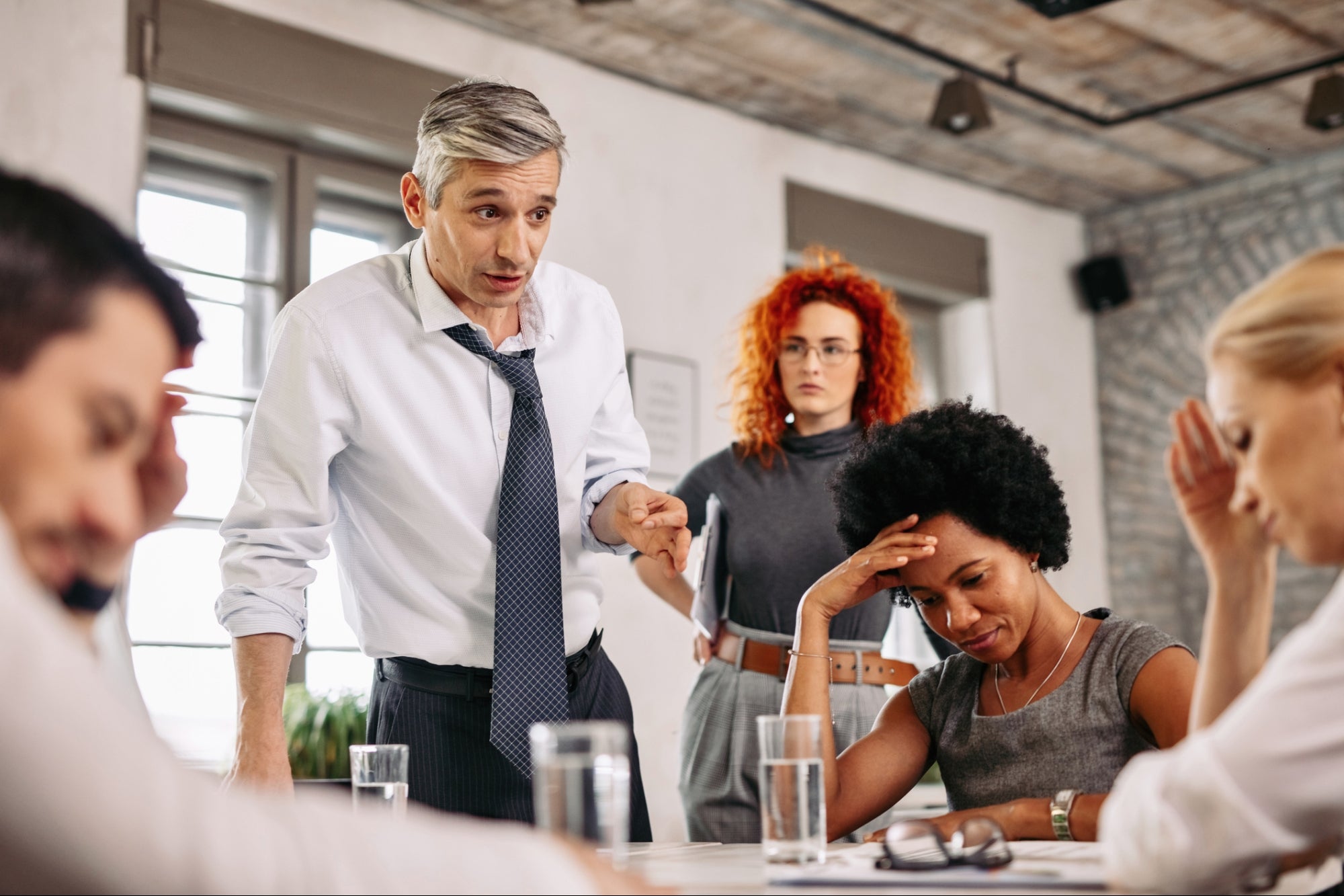 4 Ways to Avoid Becoming a Nightmare Boss (and How to Be a Dream Boss)