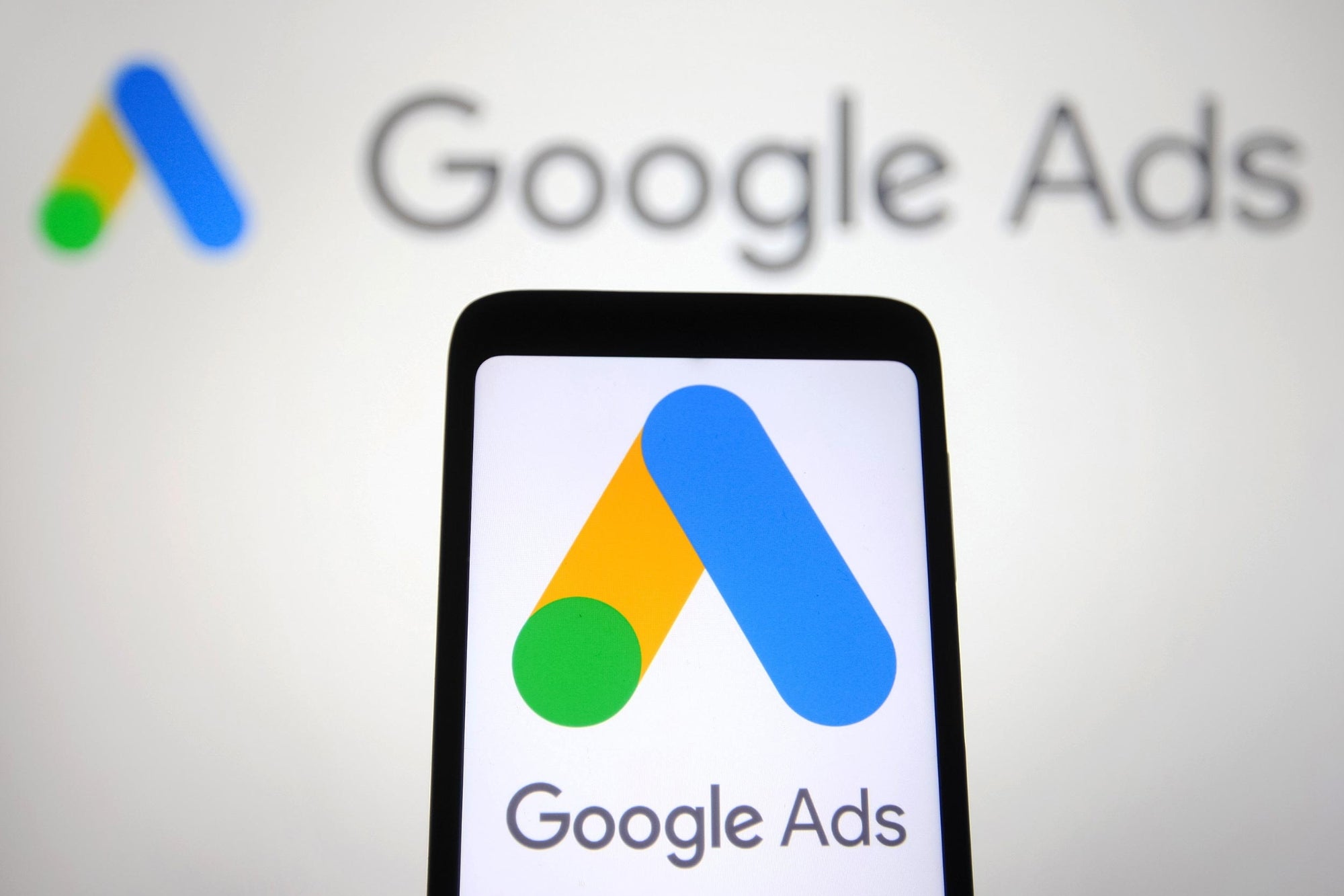 Your Guide to Choosing the Right Google Ads Consultant or Agency