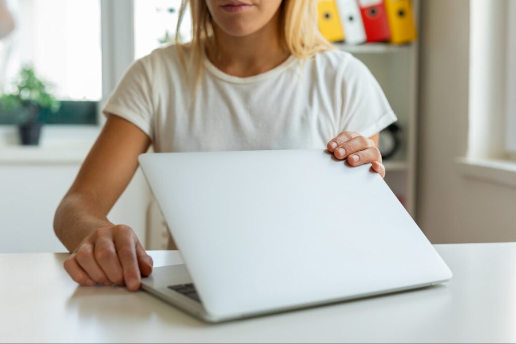 do-unplug-days-lead-to-productivity?-the-answer-may-surprise-you.