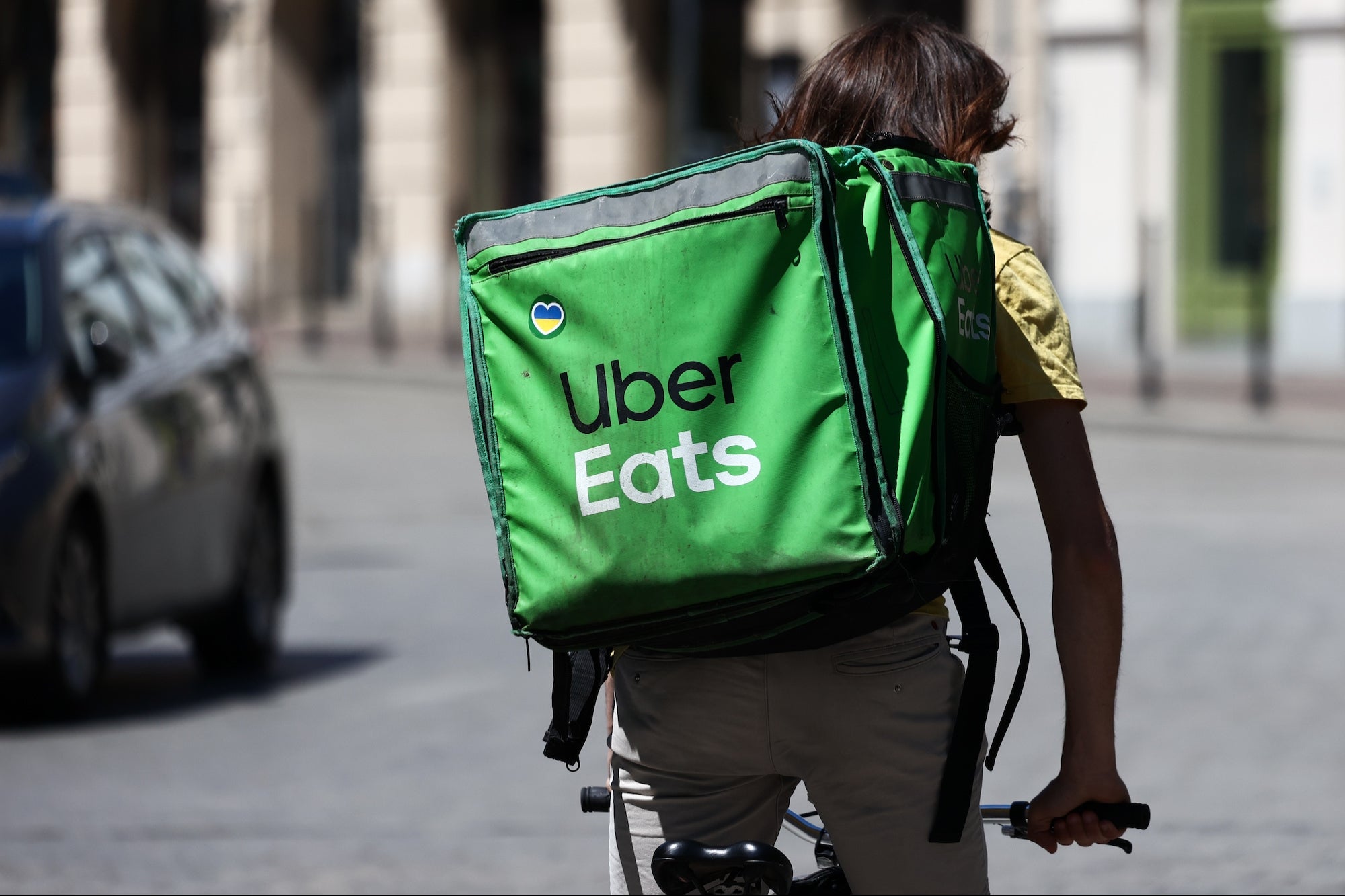 Uber Eats to Roll Out New Payment Options in 2024, Aiming to Enhance Access to Fresh Groceries for Vulnerable Populations