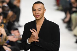 ‘this-is-so,-so-disrespectful’:-balmain-truck-‘hijacked’-days-before-paris-fashion-week,-50-pieces-stolen