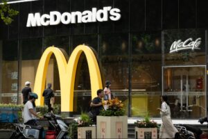 opening-a-new-mcdonald’s-franchise-will-be-more-expensive-in-2024