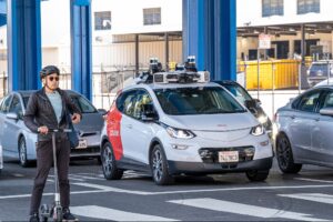 woman-trapped-under-driverless-car-in-san-francisco-suffers-life-threatening-injuries