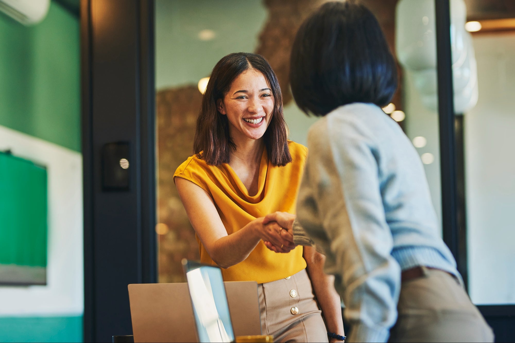 Nail That Sale — Top 10 One-Liners to Go From Salesperson to Trusted Advisee