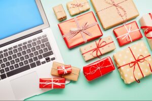 retailers-are-going-to-shatter-discount-records-this-holiday-season-—-but-you’ll-have-to-shop-the-right-way-to-cash-in