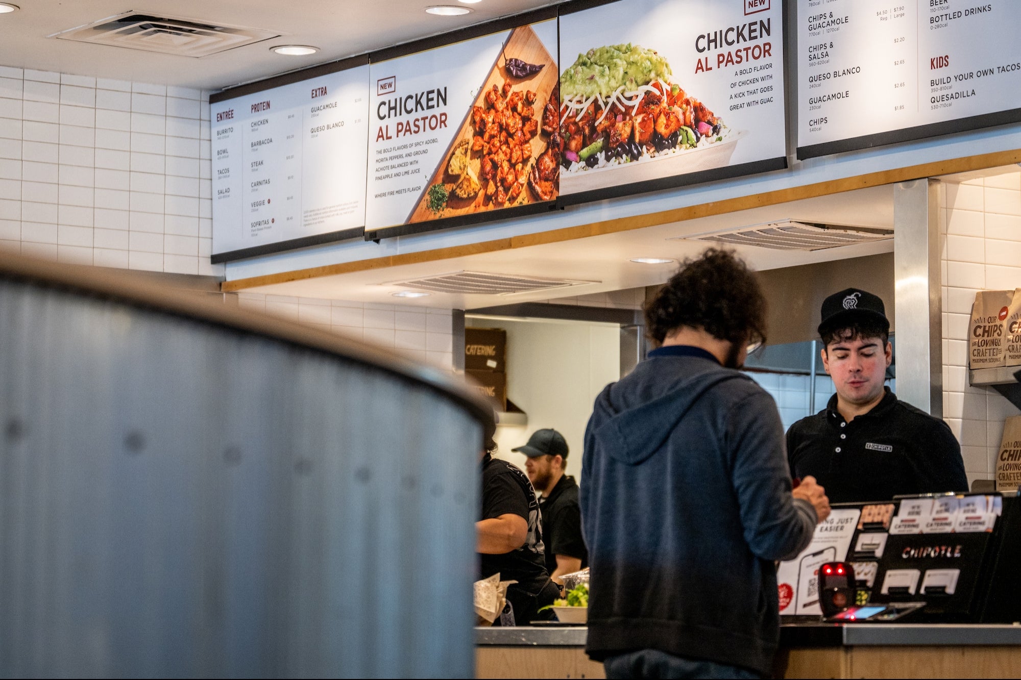 Chipotle Customers Slam Chain for Rising Prices and ‘Chaotic’ Restaurants in Viral Video: ‘Wanted to Be Out of There Literally as Fast as Possible’