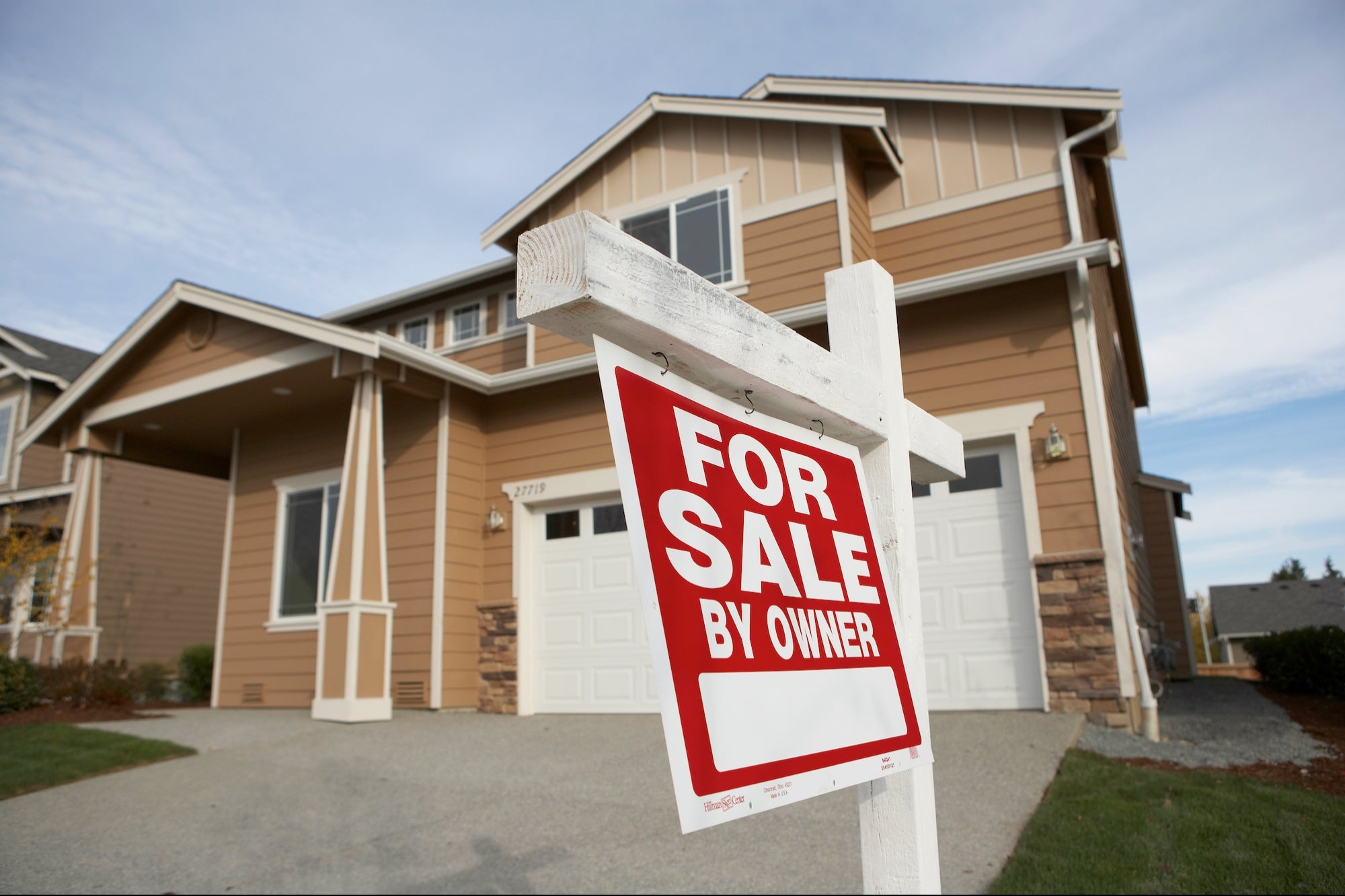 High Mortgage Rates Are Fueling Record Housing Pessimism—So Why Are Experts Saying Now Is the Time to Buy?