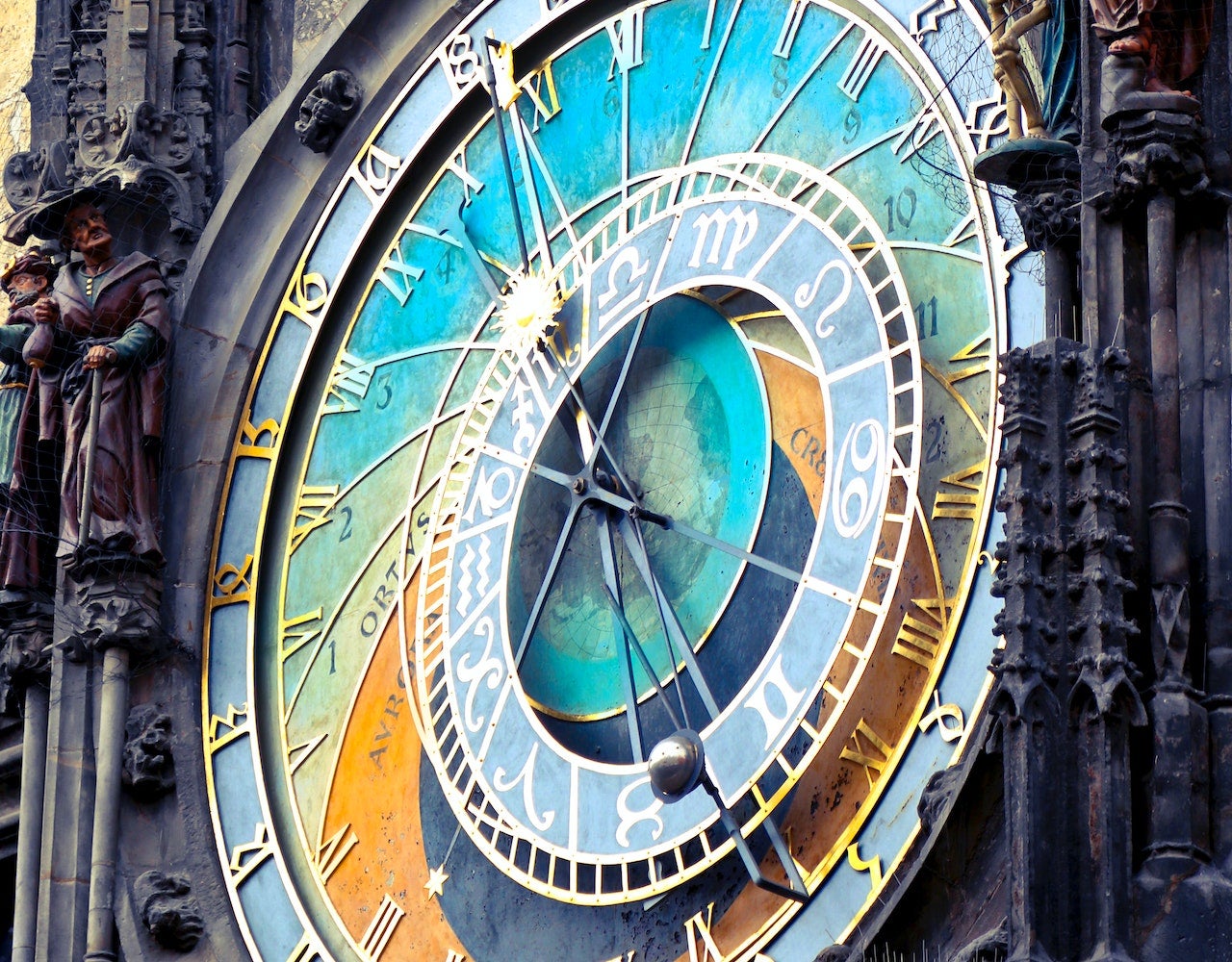 How to Leverage Calendar Analytics to Track and Analyze Your Time Usage