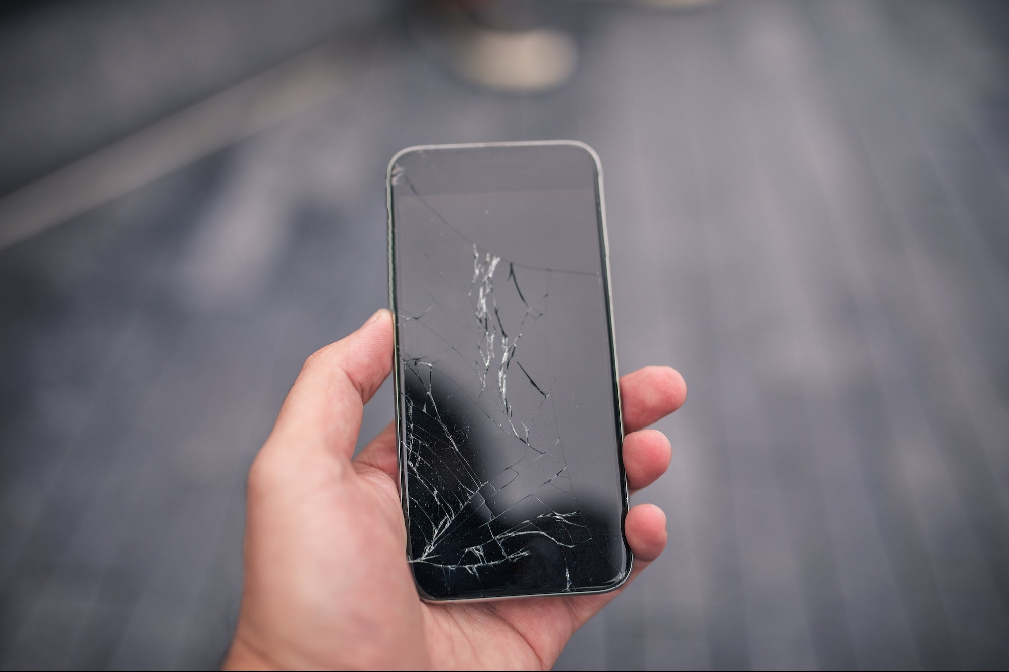 Your Smartphone May Soon Be Able to ‘Heal’ Itself and Fix Its Own Scratches