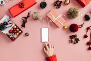 it’s-time-to-target-those-holiday-shoppers-ramp-up-your-email-marketing-efforts-now-to-maximize-your-profits-this-season.