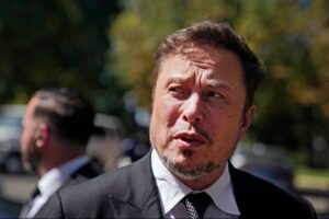 ‘i-am-worried’:-elon-musk-signals-alarm-for-us.-economy-during-tesla-earnings-call