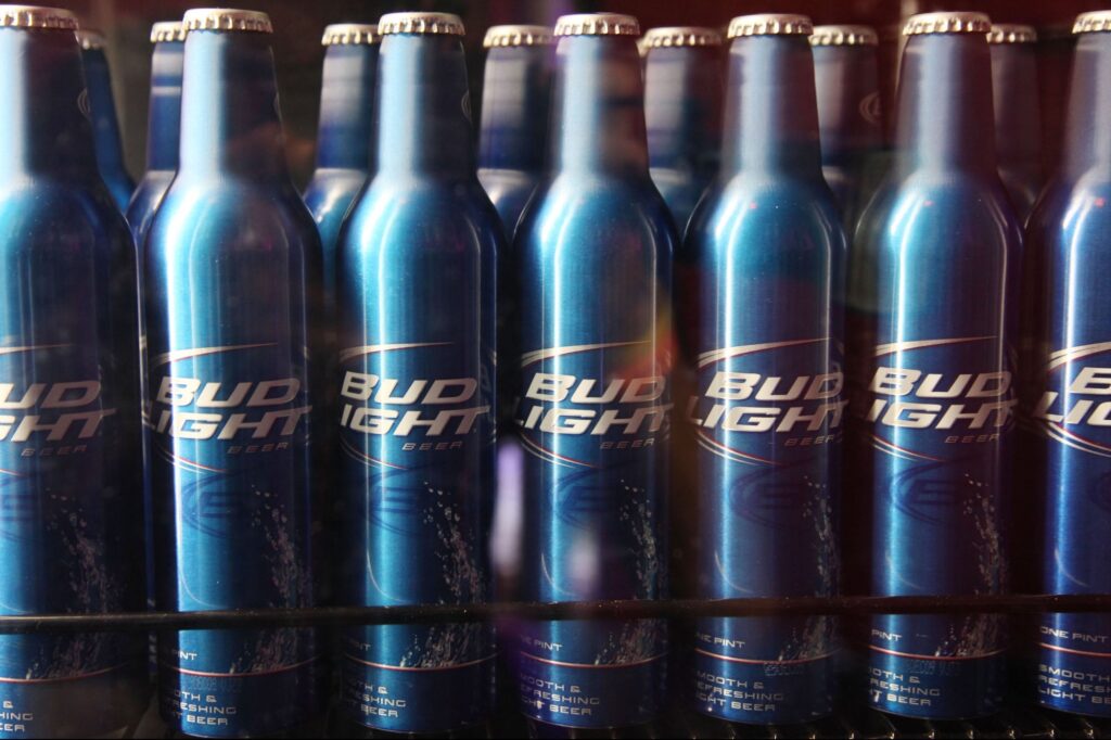bud-light-inks-major-sponsorship-deal-in-an-attempt-to-revive-the-brand-after-controversial-influencer-fallout
