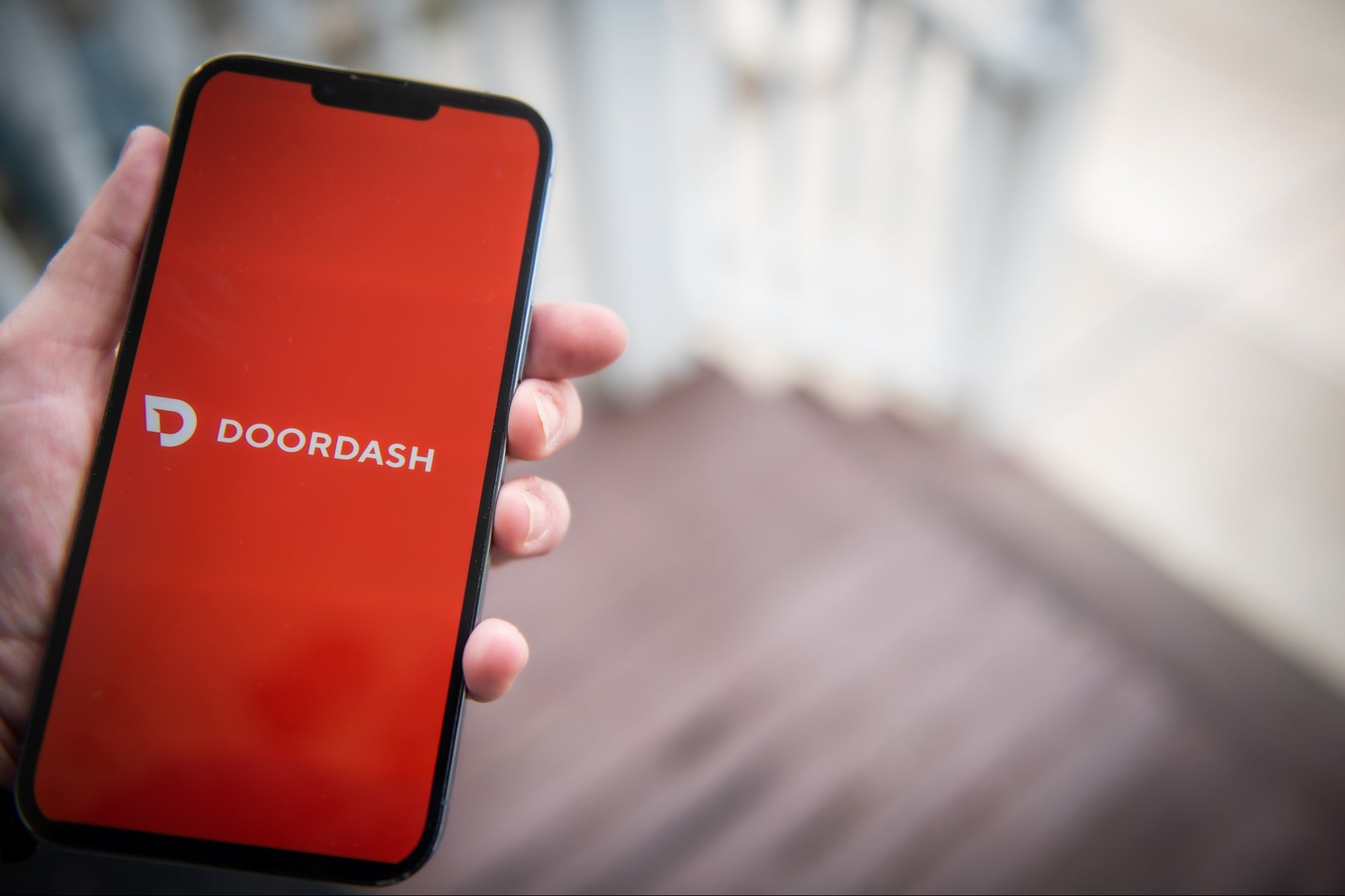 DoorDash Is Now Warning Customers to Expect ‘Slower Delivery’ Times If They Don’t Leave a Tip