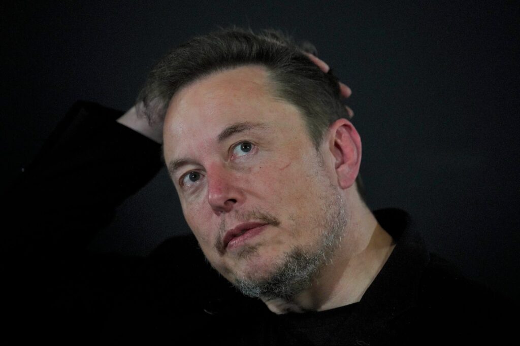 elon-musk-is-glad-people-are-‘taking-ai-seriously,’-warns-of-a-‘magic-genie-problem’