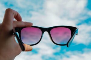 4-entrepreneurial-lessons-we-learned-from-oakley-sunglasses-founder