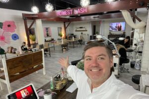 he-grew-up-in-a-mcdonald’s-dynasty-then-swapped-big-macs-for-lash-extensions-he’s-how-he’s-bringing-the-‘mcdonald’s-framework’-to-the-$16-billion-industry.