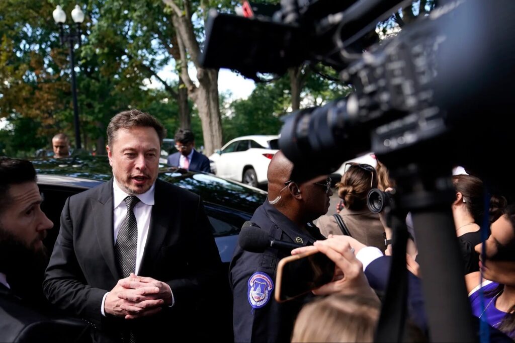 elon-musk-is-getting-his-own-movie-here’s-who-could-play-him.