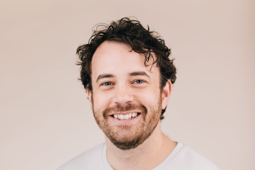 the-co-founder-of-olipop-dropped-out-of-college-and-built-a-$200-million-business-here’s-his-smartest-advice-for-entrepreneurs.