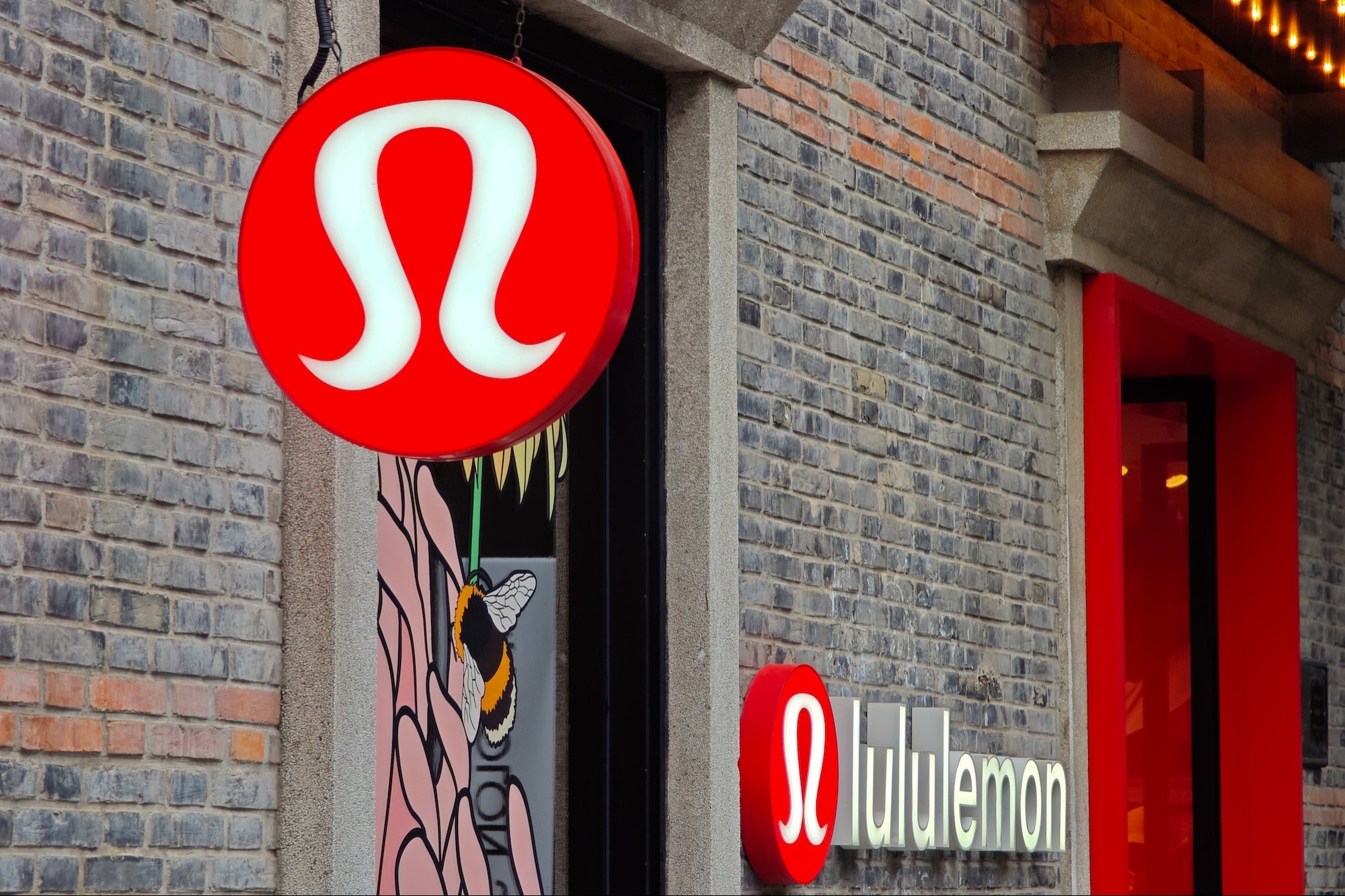 Connecticut Couple Accused of $1 Million Lululemon Crime Spree