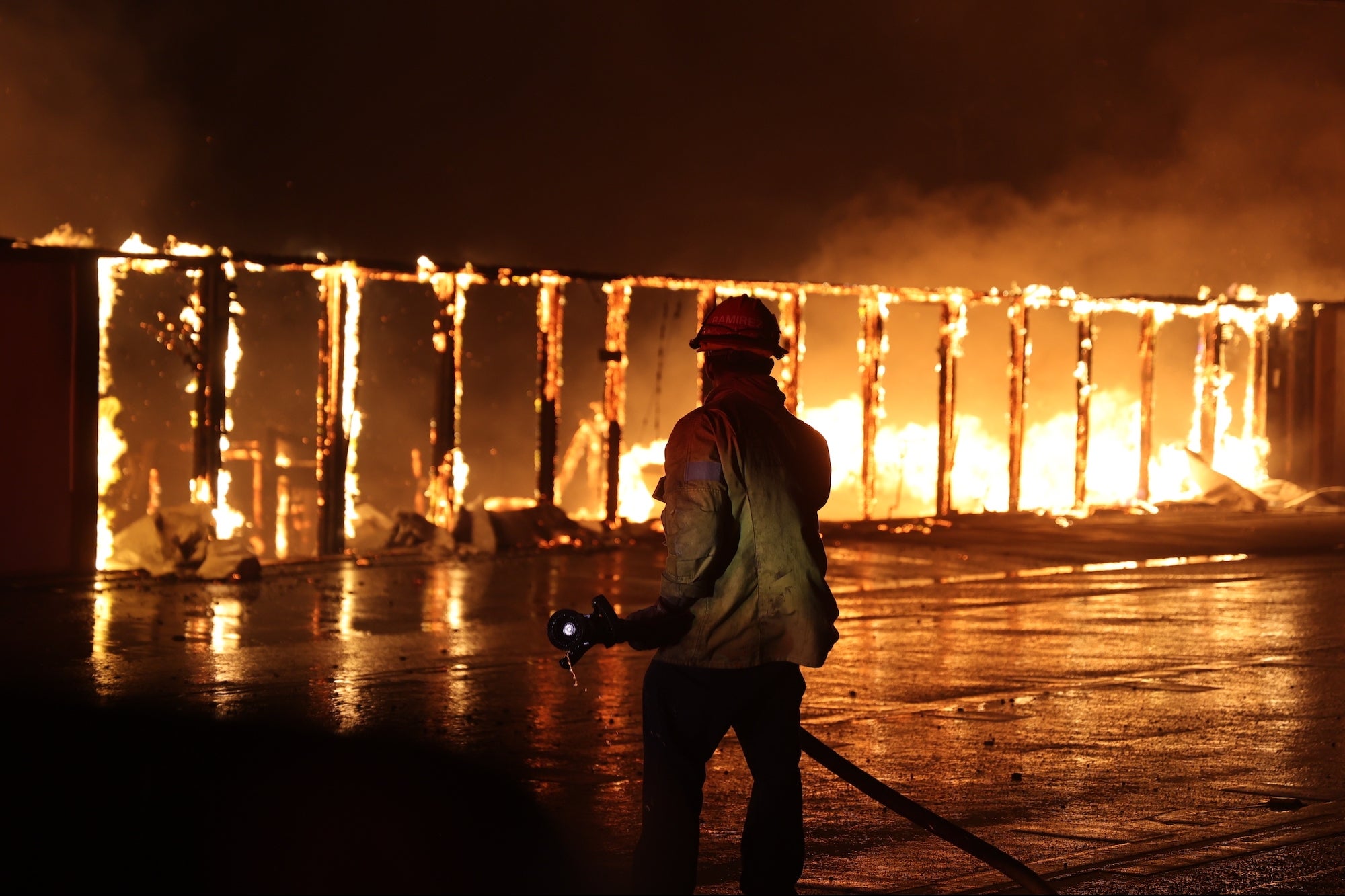 Airbnb, Planet Fitness Offering Free Services for Those Affected By the Los Angeles Fires