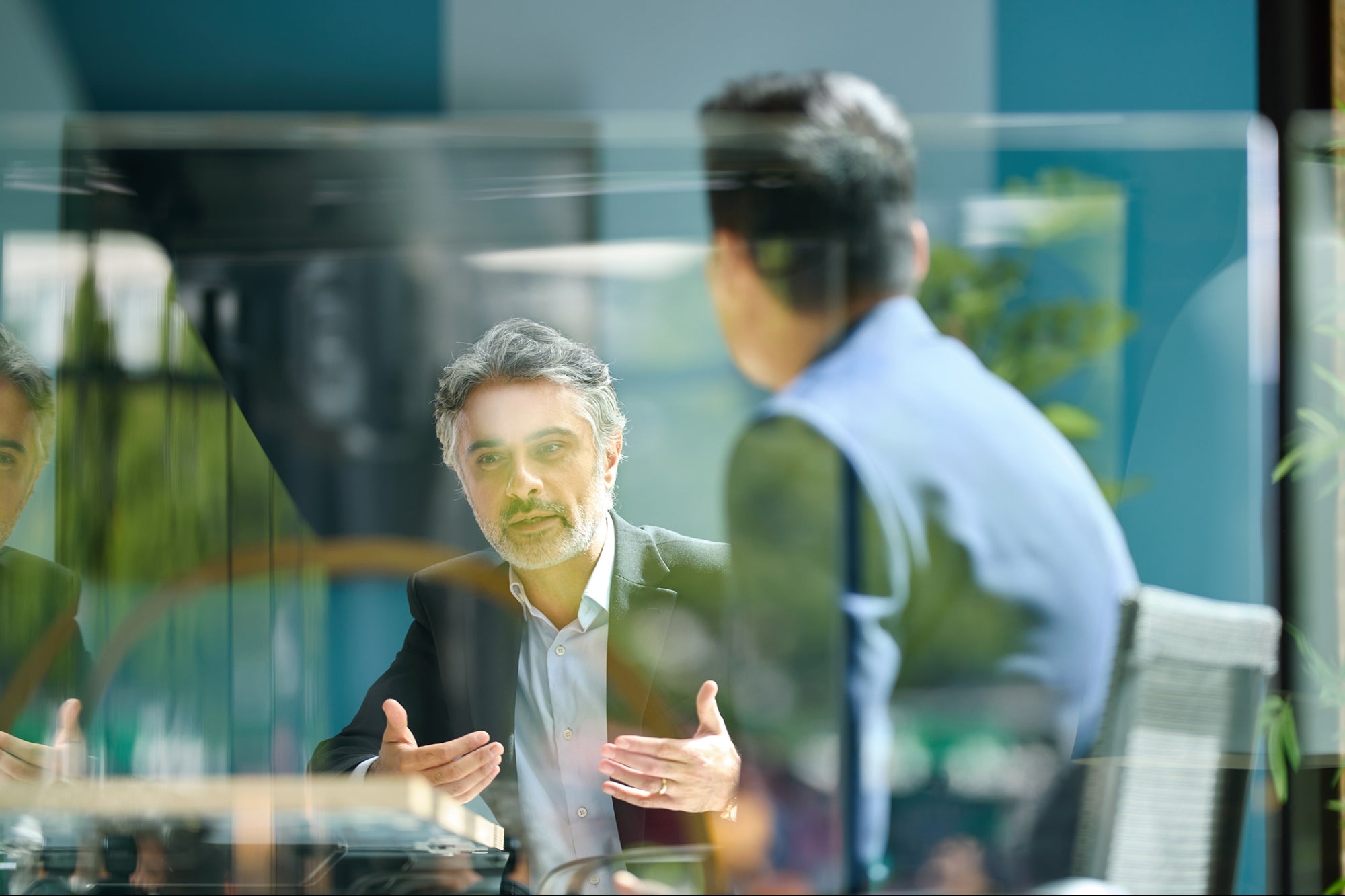 Your ‘Helpful’ Feedback Could Actually Be Crushing Your Team’s Morale. Transform Your Approach With This Step-by-Step Guide.